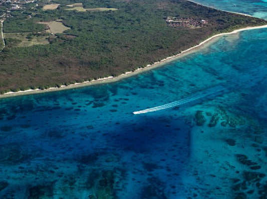 竹富島へリボート ヘリタクシー